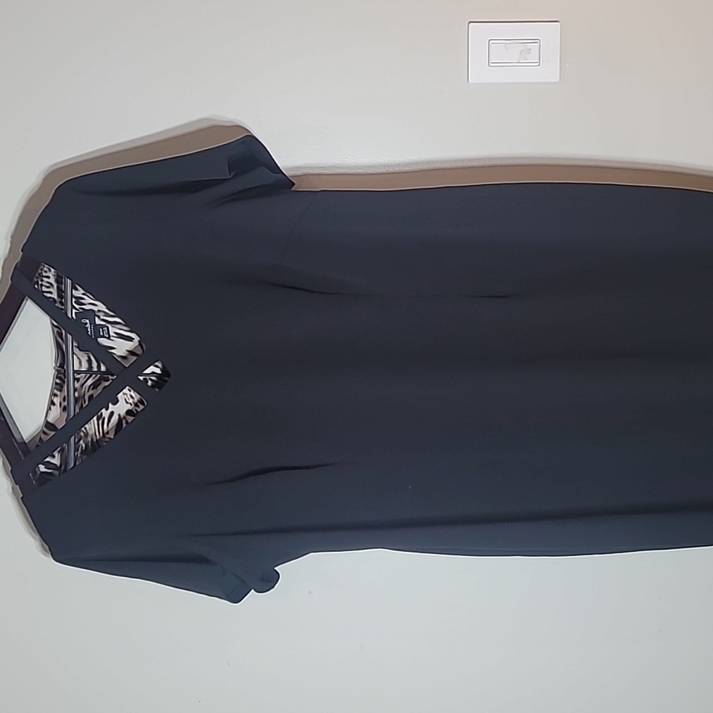 Connected Apparel  22W Dress.  Black.  Like new. Perfect for work or nice Dinner